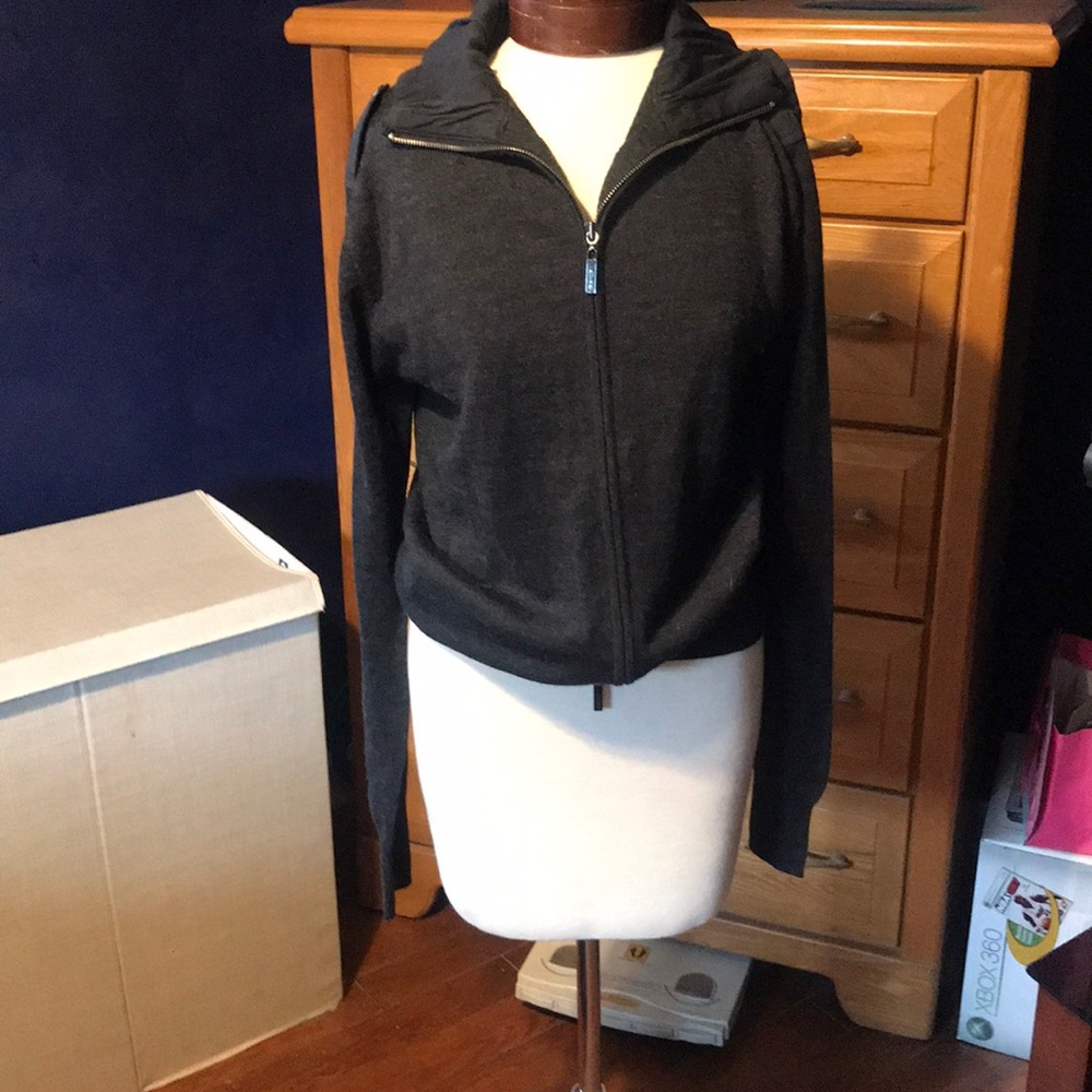 Sweater cardigan